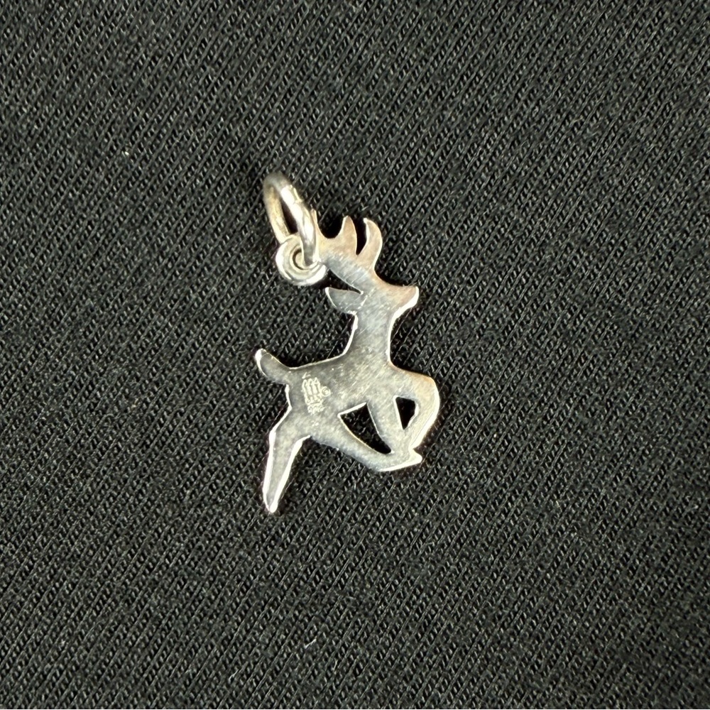 James Avery Retired Reindeer Sterling Silver Charm. - Picture 2 of 4